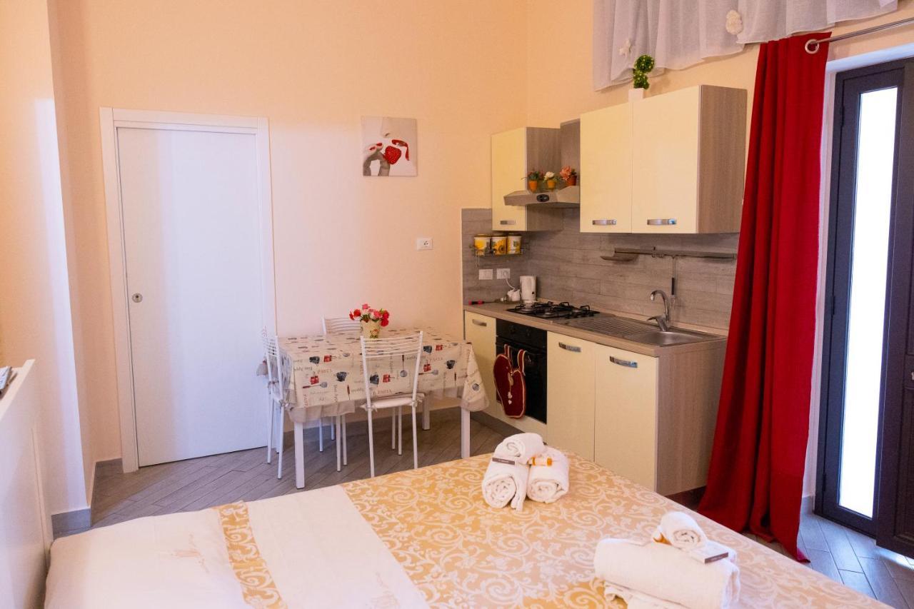 Sicily In Love 2 - Rooms & Breakfast Taormina Buitenkant foto