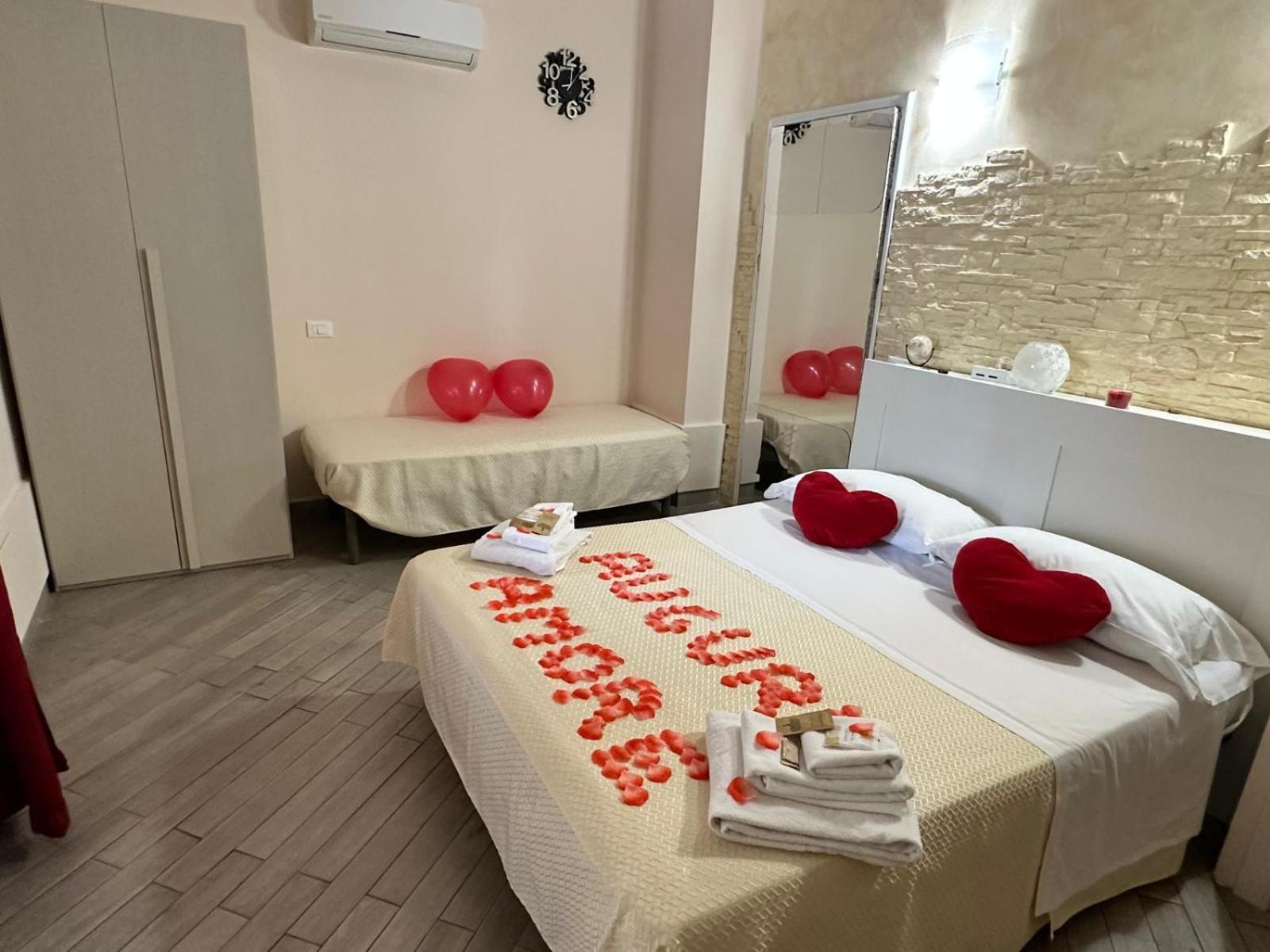 Sicily In Love 2 - Rooms & Breakfast Taormina Buitenkant foto